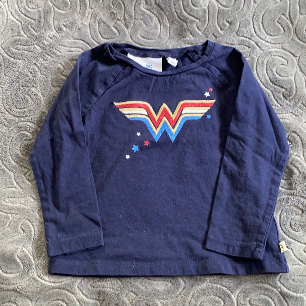 GAP x DC Winder Woman Long Sleeve Shirt